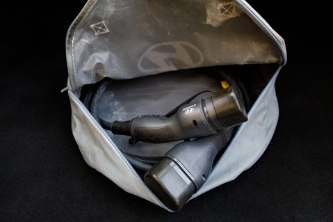 Hyundai IONIQ PREMIUM 40