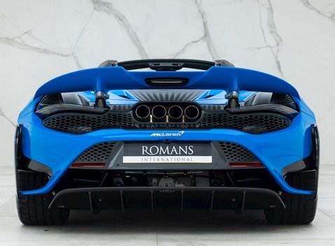 McLaren 765LT Spider 6