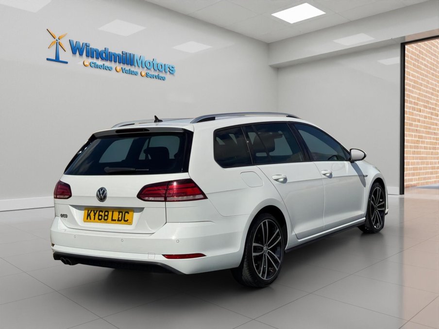 2018 Volkswagen Golf — image 10