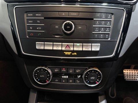 Mercedes-Benz GLE 2.1 GLE250d AMG Line G-Tronic 4MATIC Euro 6 (s/s) 5dr 29