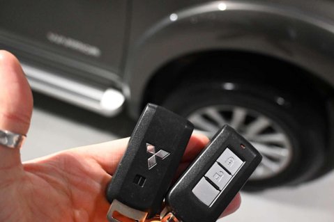 Mitsubishi L200 DI-D 4WD WARRIOR DCB 57