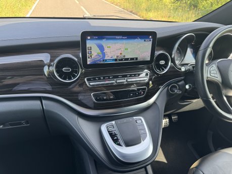 Mercedes-Benz V Class V220 D Sport Auto Diesel 8 Seater EX-LWB/SAT NAV/FULL LEATHER/VAT Q 10