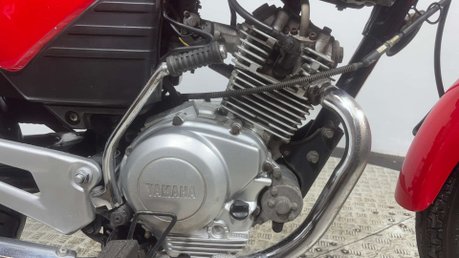 Yamaha YBR 125 2007 ONLY 11K NEW MOT 1 OWNER VERY CLEAN SERVICED 125CC 29