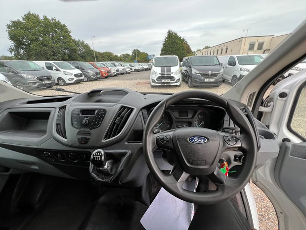 Ford Transit Luton LWB L3 350 Tail Lift EURO 6 NO VAT 43