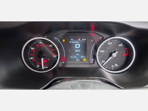 Iveco Daily 35s14 mwb 3520 2.3 135ps eu6 RWD 17