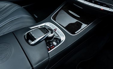 Mercedes-Benz S Class S63 AMG Coupe 22