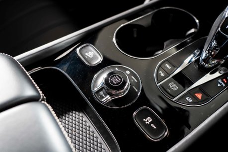 Bentley Bentayga V8. NOW SOLD. SIMILAR REQUIRED. PLEASE CALL 01903 254800. 35