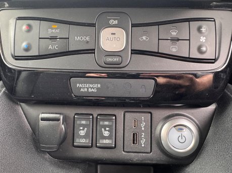 Nissan LEAF N-CONNECTA 15