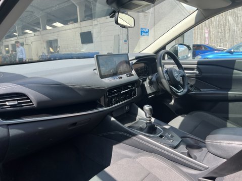 Nissan Qashqai 1.3 DIG-T MHEV N-Connecta SUV 5dr Petrol Hybrid Manual Euro 6 (s/s) (140 ps 13