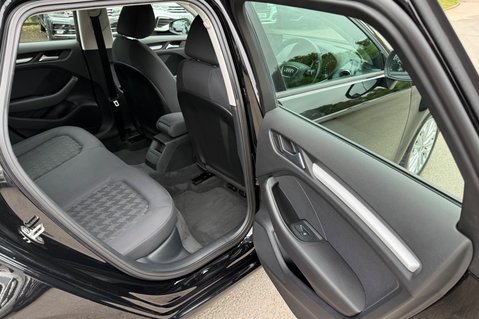 Audi A3 TDI SE TECHNIK - ULEZ COMPLIANT- £20 ROAD TAX - CRUISE CONTROL 27