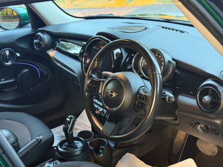 Mini Hatch COOPER CLASSIC 29