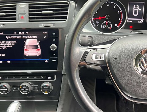 Volkswagen Golf 1.5 Golf Match Edition TSi Evo Semi-Auto 5dr 26