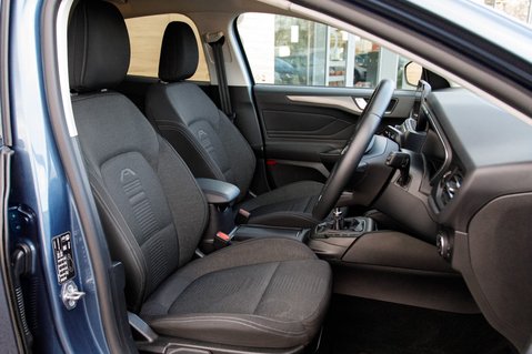 Ford Focus 1.0 Ecoboost 125 Active 5dr 29