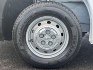 Peugeot Boxer BlueHdi 335 L3H2 Professional Premium Plus Panel Van 29