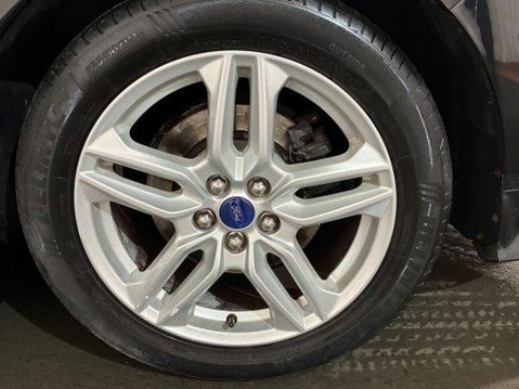 Ford S-Max 2.0 TDCi Titanium Sport Euro 6 (s/s) 5dr 37