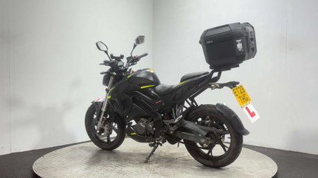 Keeway RKF 125 2023 ONLY 4K 1 OWNER NEW MOT 125CC NAKED BIKE 6