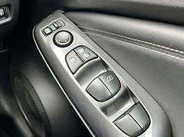 Nissan Juke 1.0 Juke N-Connecta DiG-T Semi-Auto 5dr 66