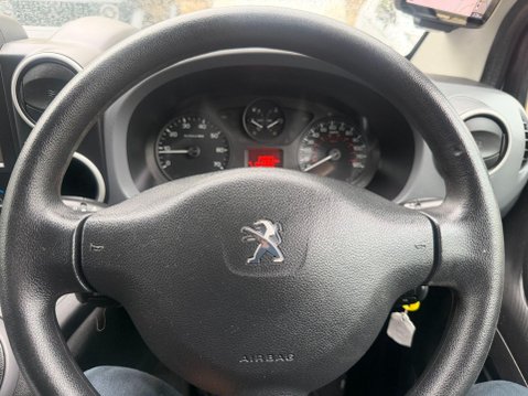 Peugeot Partner 1.6 BlueHDi 854 Professional Panel Van 5dr Diesel Manual L1 (112 g/km, 100 30