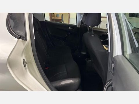 Peugeot 208 1.2 VTi PureTech Active Euro 5 5dr 9