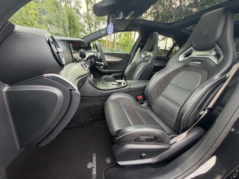 Mercedes-Benz E Class BRABUS 700 4.0 AMG E 63 S 4Matic+ Auto 4WD 4dr 35