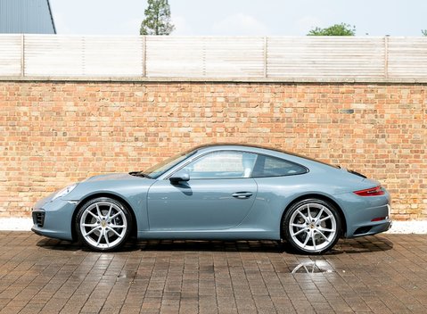 Porsche 911 (991.2) Carrera 2