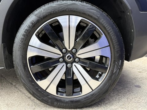 Volvo C40 Recharge 69kWh Core SUV 5dr Electric Auto (231 ps) 16