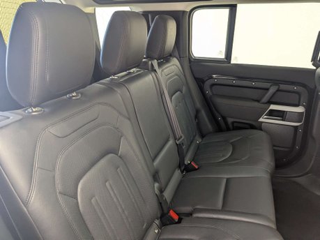 Land Rover Defender 3.0 Defender XS Edition MHEV Auto 4WD 5dr 47