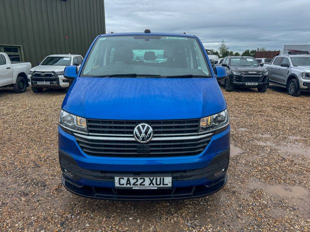 Volkswagen Transporter Crew Cab SWB L1H1 T30 Tdi Kombi Highline Auto Air Con Sensors SELECT 42