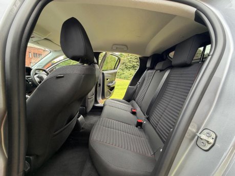 Peugeot 208 PURETECH ACTIVE PREMIUM PLUS S/S 8