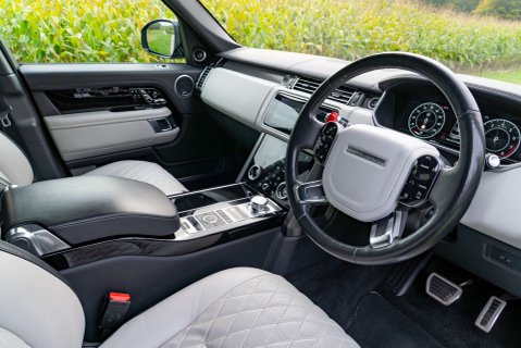 Land Rover Range Rover SV Autobiography Dynamic 10
