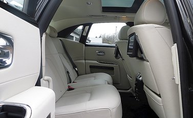 Rolls-Royce Ghost 11