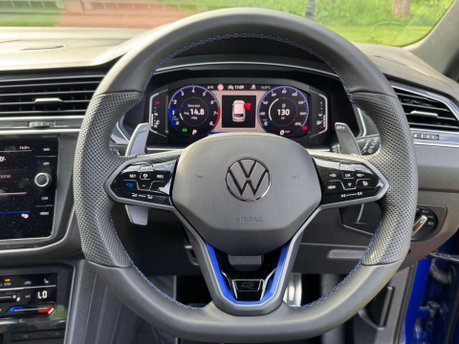 Volkswagen Tiguan R TSI 4MOTION DSG 38