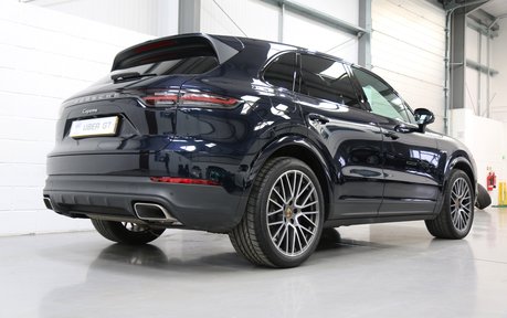 Porsche Cayenne V6 e-Hybrid - Pan Roof, Air Suspension, Head Up Display 5