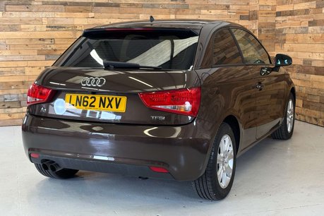 Audi A1 1.4 TFSI Sport Hatchback 3dr Petrol S Tronic Euro 5 (s/s) (122 ps) 6