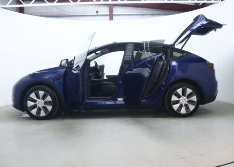 Tesla Model Y (Dual Motor) Long Range SUV 5dr Electric Auto 4WDE (384 bhp) 52