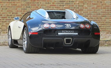 Bugatti Veyron 16.4 5