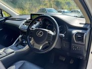 Lexus NX 2.5 NX 300h Takumi CVT 4WD 5dr 17