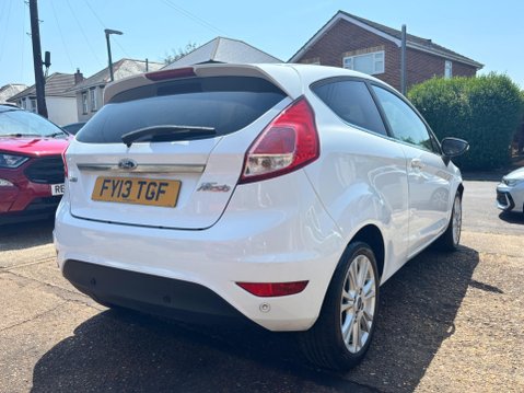Ford Fiesta 1.0T EcoBoost Zetec Euro 5 (s/s) 3dr 4