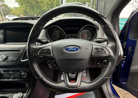 Ford Focus 2.0T EcoBoost ST-3 Hatchback 5dr Petrol Manual Euro 6 (s/s) (250 ps) 26