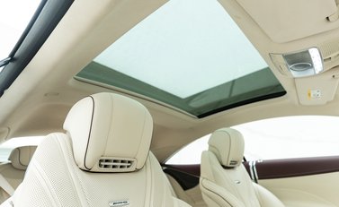 Mercedes-Benz S Class S63 Coupe 12