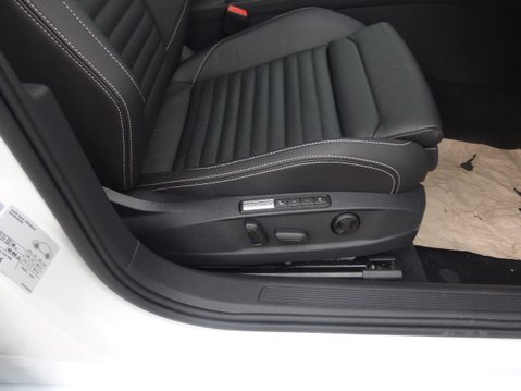 Volkswagen Passat 10