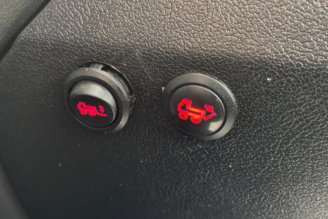 Citroen Relay 35 L2H2 Enterprise Panel Van with Tail Lift 28