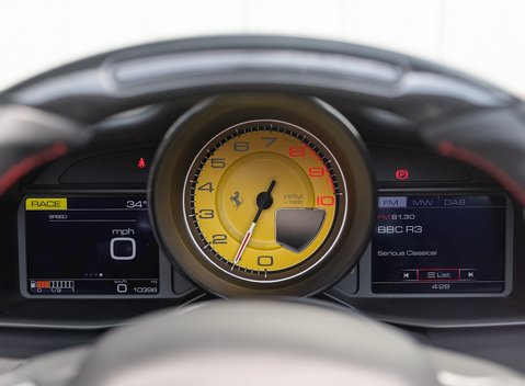 Ferrari 488 Spider 19