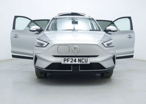 MG ZS 72.6kWh Trophy Connect Long Range SUV 5dr Electric Auto (156 ps) 58