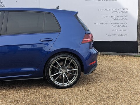 Volkswagen Golf R TSI 4MOTION DSG 6