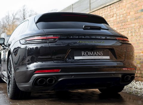 Porsche Panamera Turbo S E-Hybrid Sport Turismo 26