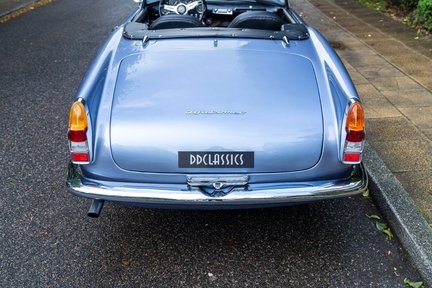 Alfa Romeo 2000 Touring Spider 17