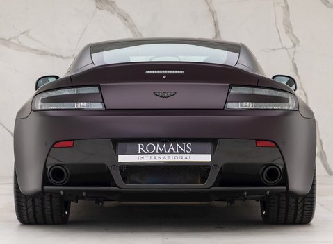Aston Martin V12 Vantage S AMR 5
