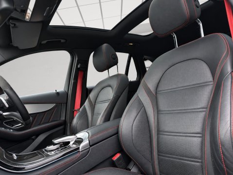 Mercedes-Benz GLC AMG GLC 43 4MATIC PREMIUM PLUS 2