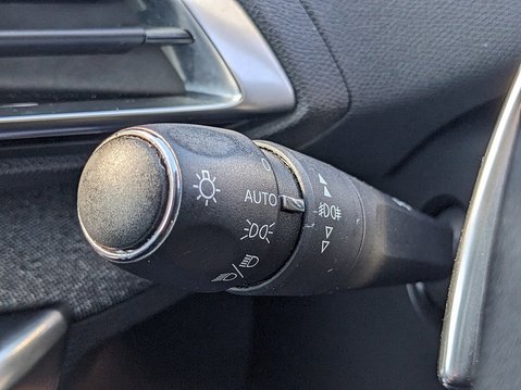 Peugeot 3008 PURETECH S/S ALLURE 15